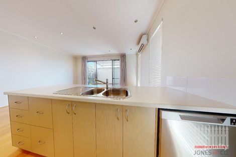 Property photo of 31 Pineroo Terrace Ellenbrook WA 6069