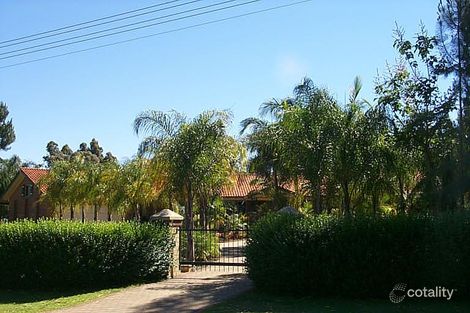 18 Scenic Dr, Wanneroo, WA 6065