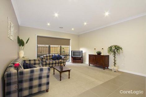 Property photo of 8 Clovemont Way Bundoora VIC 3083