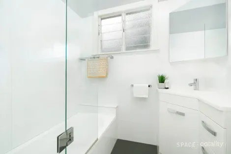 Property photo of 46 Hicks Street Mitchelton QLD 4053