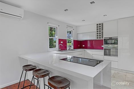 Property photo of 24 Cornwall Avenue Turramurra NSW 2074