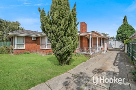 11 The Fairway, Hampton Park, VIC 3976