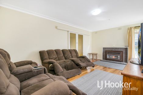 Property photo of 11 The Fairway Hampton Park VIC 3976
