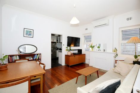 Property photo of 32 Ascot Vale Road Flemington VIC 3031