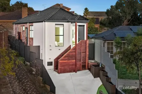 13a Dampier Ct, Endeavour Hills, VIC 3802