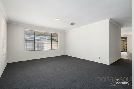 Property photo of 3 Hillcrest Court Port Kennedy WA 6172