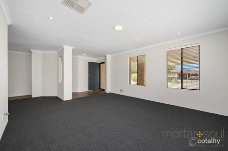 Property photo of 3 Hillcrest Court Port Kennedy WA 6172