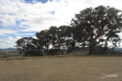 Property photo of 32 Balcombe Street Jerrabomberra NSW 2619