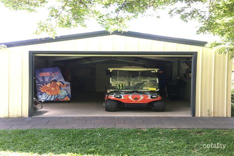 Property photo of 10 Clearwater Place Dubbo NSW 2830