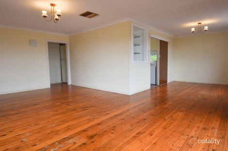 Property photo of 19 Fontenoy Street Young NSW 2594