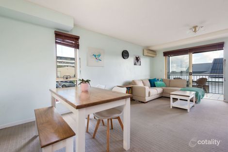 Property photo of 1/24 Eighth Avenue Coorparoo QLD 4151
