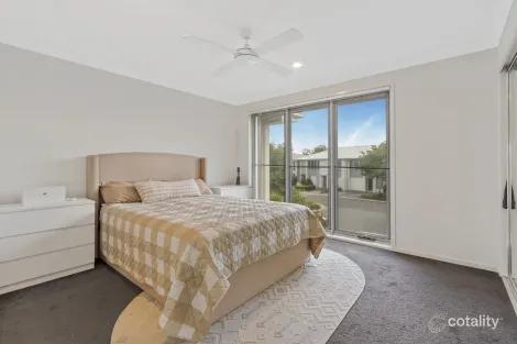 Property photo of 33/188 Gainsborough Drive Pimpama QLD 4209