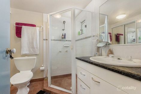 Property photo of 2/15-19 Surf Street Mermaid Beach QLD 4218
