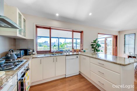 Property photo of 2/41 Middle Street Highgate Hill QLD 4101