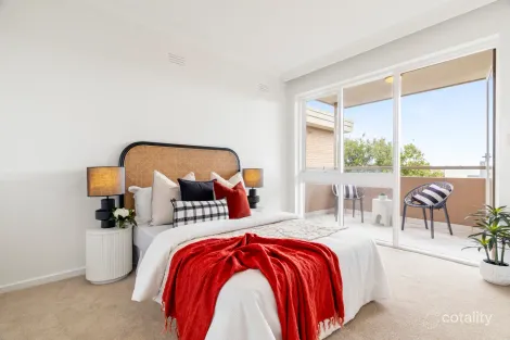 Property photo of 9/68 Chapel Street St Kilda VIC 3182