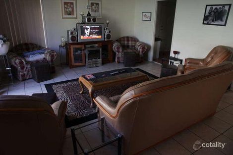 Property photo of 15 Minnamurra Circuit Prestons NSW 2170