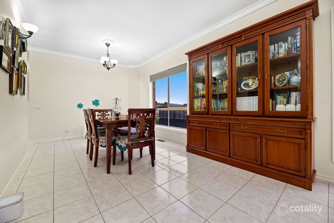 Property photo of 19 William Hovell Drive Endeavour Hills VIC 3802