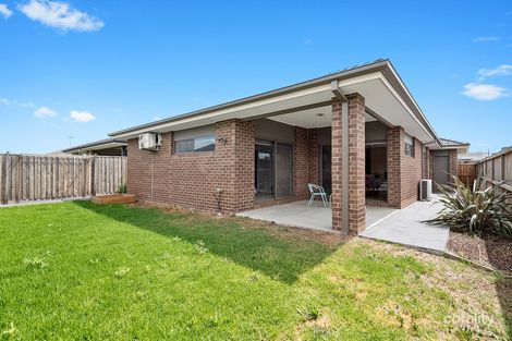 Property photo of 11 Shikra Place Doreen VIC 3754