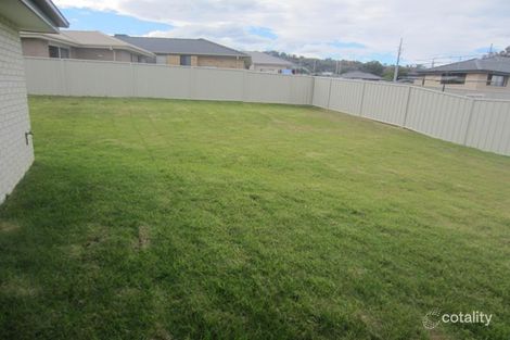 Property photo of 11 Tulipwood Crescent Oxley Vale NSW 2340