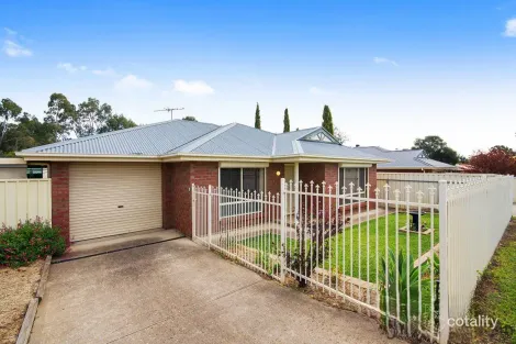 2/101-105 Kesters Rd, Para Hills West, SA 5096