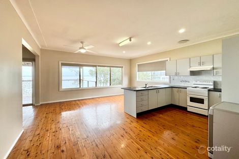 Property photo of 152 Diamond Head Drive Budgewoi NSW 2262