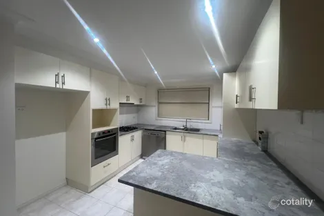 Property photo of 1 Berkeley Close Broadmeadows VIC 3047