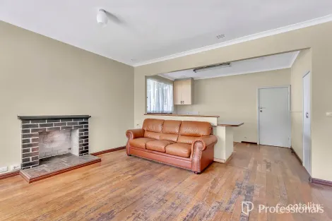 Property photo of 28 Hopkinson Way Wilson WA 6107