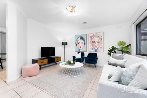 Property photo of 45 Lenoak Street Gladstone Park VIC 3043