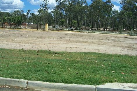 Property photo of 62 Catalina Circuit Forest Lake QLD 4078