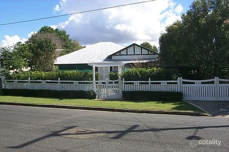 42 Jackson St, Clayfield, QLD 4011