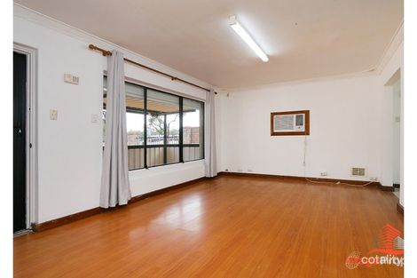 Property photo of 43 Nye Way Orelia WA 6167