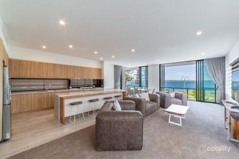 Property photo of 2/502 Marine Parade Biggera Waters QLD 4216
