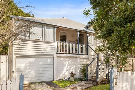 Property photo of 8 Thomas Street Clayfield QLD 4011