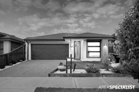 Property photo of 16 Eaglecrest Avenue Fraser Rise VIC 3336