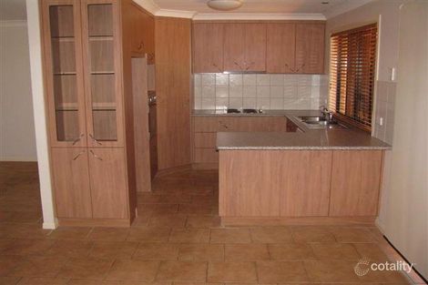 19 Seaholly Cres, Victoria Point, QLD 4165