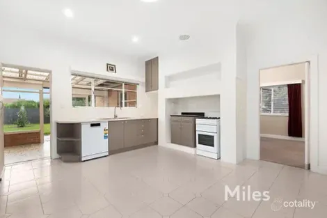 Property photo of 313 Upper Heidelberg Road Ivanhoe VIC 3079