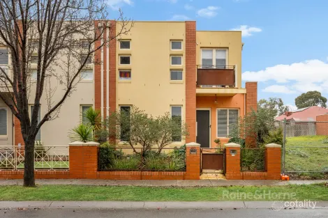 40 Betula Tce, Sunbury, VIC 3429