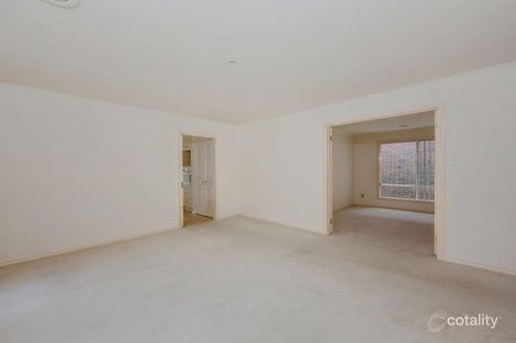 Property photo of 5 Lake Eyre Place Caroline Springs VIC 3023