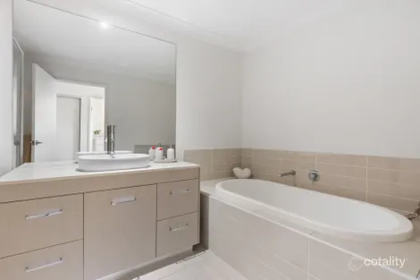 Property photo of 34/2 Inland Drive Tugun QLD 4224