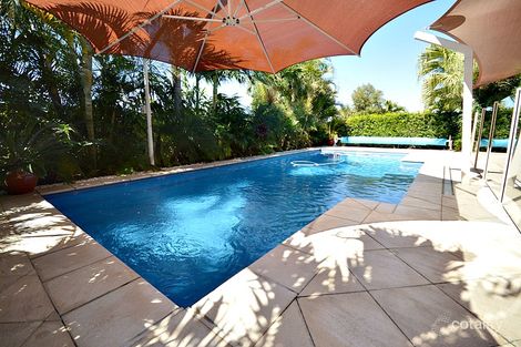 649 Boat Harbour Dr, Urangan, QLD 4655