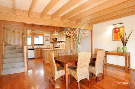 Property photo of 22 Kerrie Crescent Eltham VIC 3095
