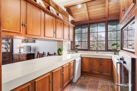 Property photo of 2 Cipora Court Templestowe VIC 3106