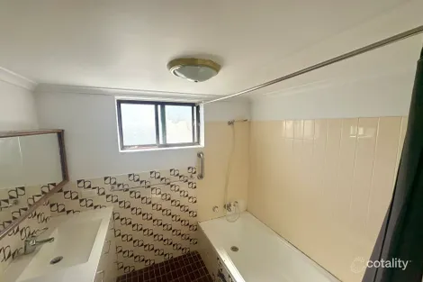 Property photo of 2/18 Commerce Street Taree NSW 2430