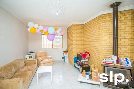 Property photo of 71 Wintersweet Ramble Mirrabooka WA 6061