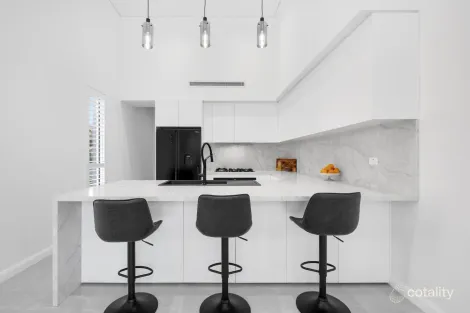 Property photo of 56A Cummins Street Unanderra NSW 2526