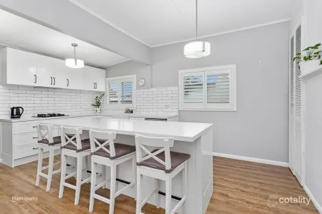 Property photo of 9 Robert Street Corrimal NSW 2518