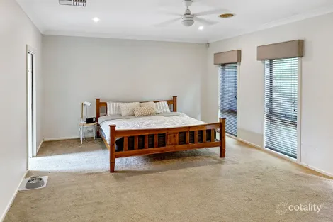Property photo of 5 Moore Court Highton VIC 3216