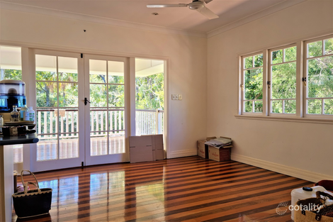 Property photo of 54 Greenmount Avenue Holland Park QLD 4121