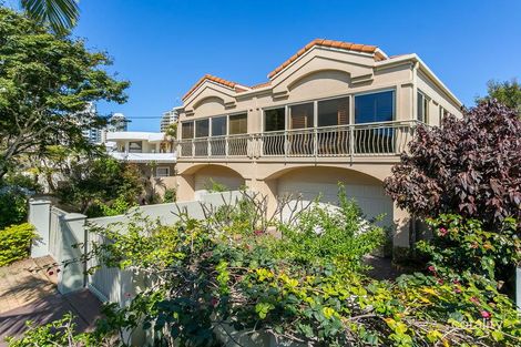 Property photo of 2/38 Hughes Avenue Main Beach QLD 4217