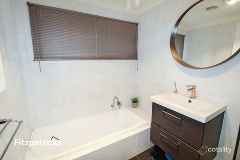 Property photo of 2 Atherton Crescent Tatton NSW 2650